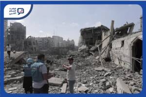 أعلنت الرابطة العالمية للصحف وناشري الأخبار “وان إيفرا” منح جائزة القلم الذهبي لحرية الصحافة لعام 2026 للمصورين ومصوري الفيديو المهنيين العاملين في قطاع غزة، تقديرًا لدورهم في توثيق الحرب الإسرائيلية على القطاع، في ظروف وصفتها المنظمة بأنها من بين الأشد خطورة على الصحفيين.